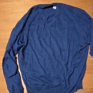 Orvis Navy V-Neck Sweater
